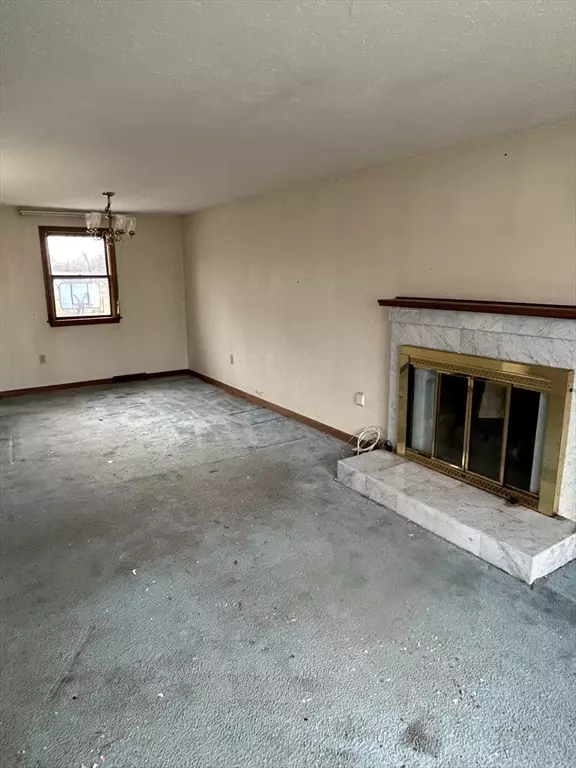 Weymouth, MA 02190,45 Union St