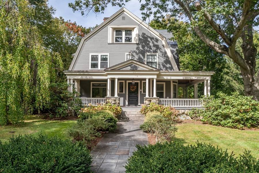 11 Cypress Road, Wellesley, MA 02481