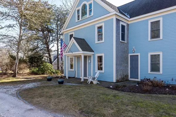 Chatham, MA 02659,322 Pleasant St