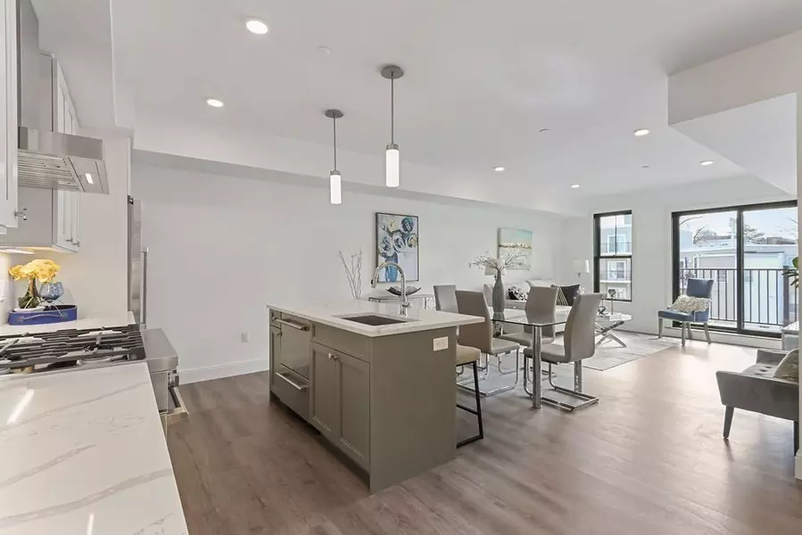 765 East Third #302, Boston, MA 02127