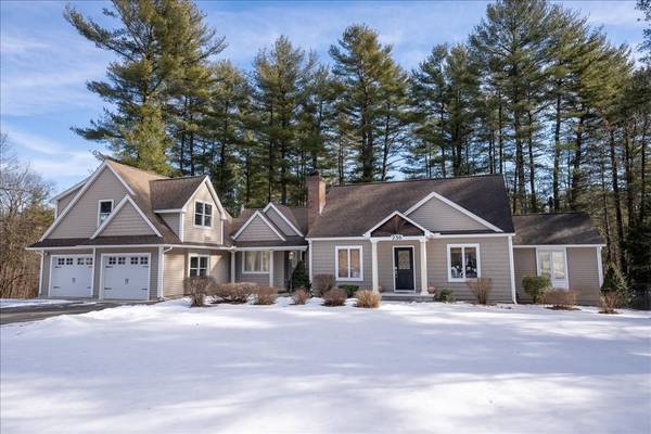 236 Shaker Rd, Westfield, MA 01085