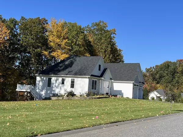 Ludlow, MA 01056,Lot 82 Turning Leaf Rd