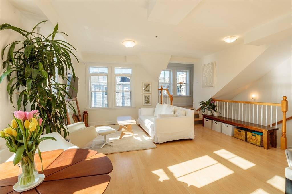 Somerville, MA 02143,5 Tower Court #4
