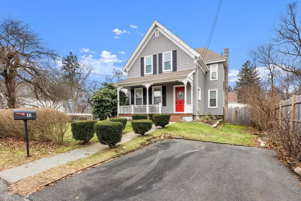 Rockland, MA 02370,41 George St