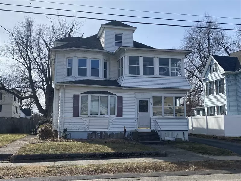 27 Walter St, Chicopee, MA 01013