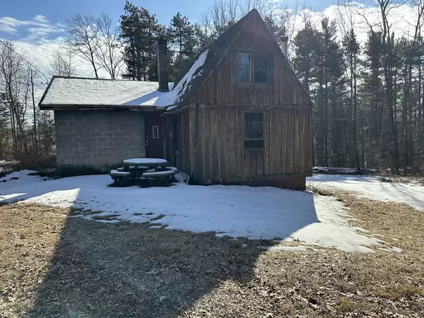 Montgomery, MA 01085,2 Old House Road