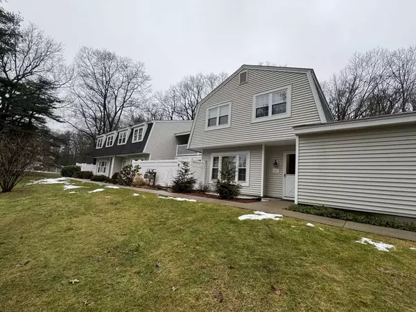 701 Edgebrook Dr #701, Boylston, MA 01505