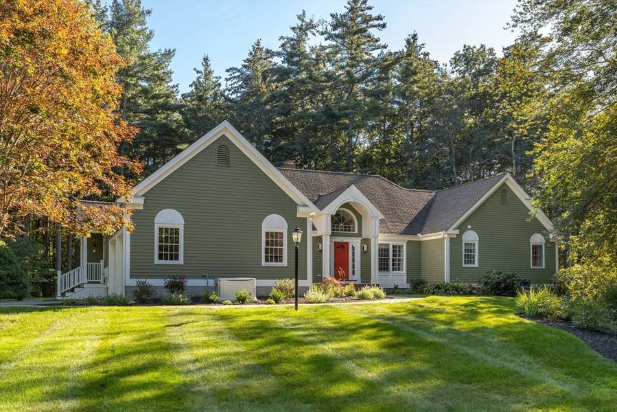 35 Wintergreen Lane, Groton, MA 01450