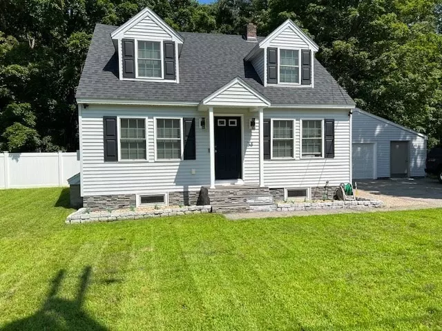 34 Nashua Rd, Pepperell, MA 01463