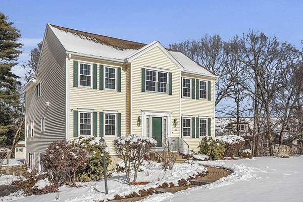 15 Whitehall Cir, Shrewsbury, MA 01545