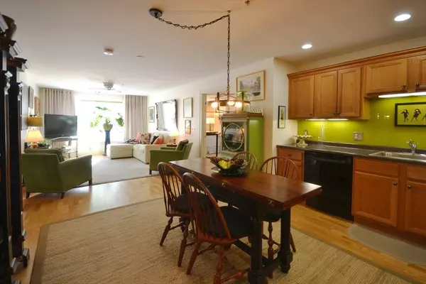 Sturbridge, MA 01518,7 Crescent Way #119