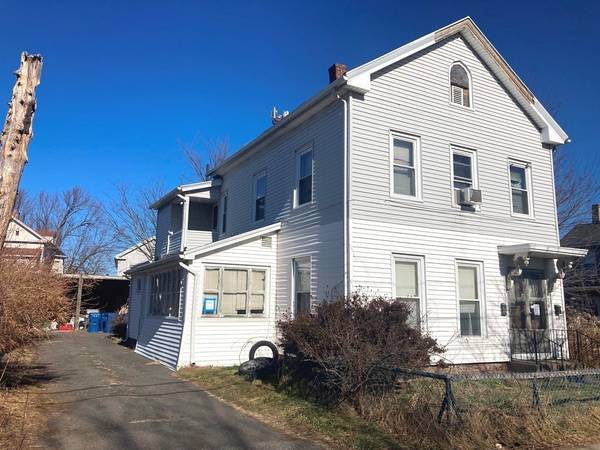 76 New Bridge St, West Springfield, MA 01089