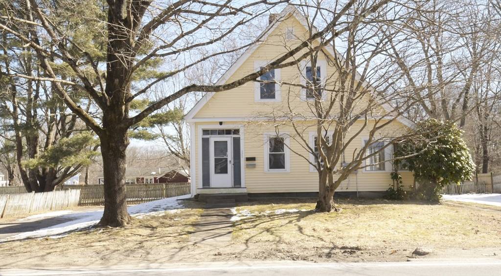 177 Pleasant St, Whitman, MA 02382