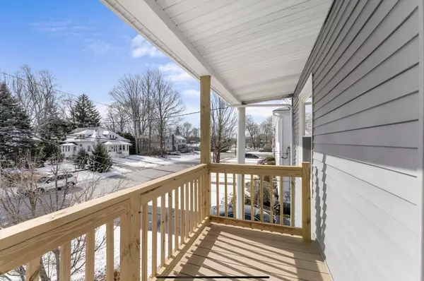 Randolph, MA 02368,33 Woodlawn St