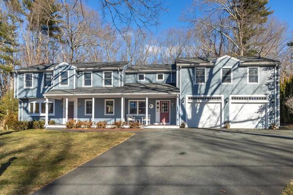 16 Evergreen Way, Medfield, MA 02052