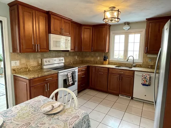 Plymouth, MA 02360,5 Mcclellan Dr