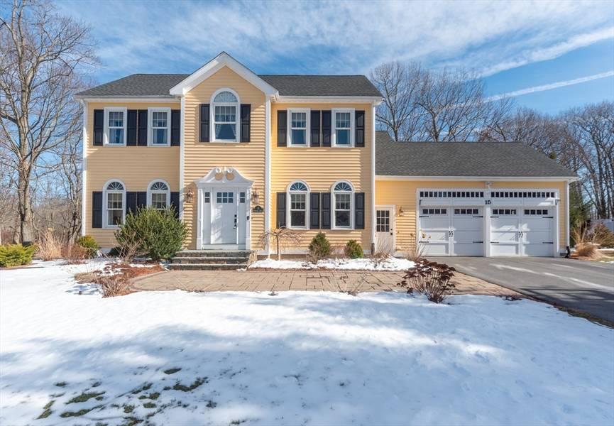 15 Rockwell Drive, Shrewsbury, MA 01545