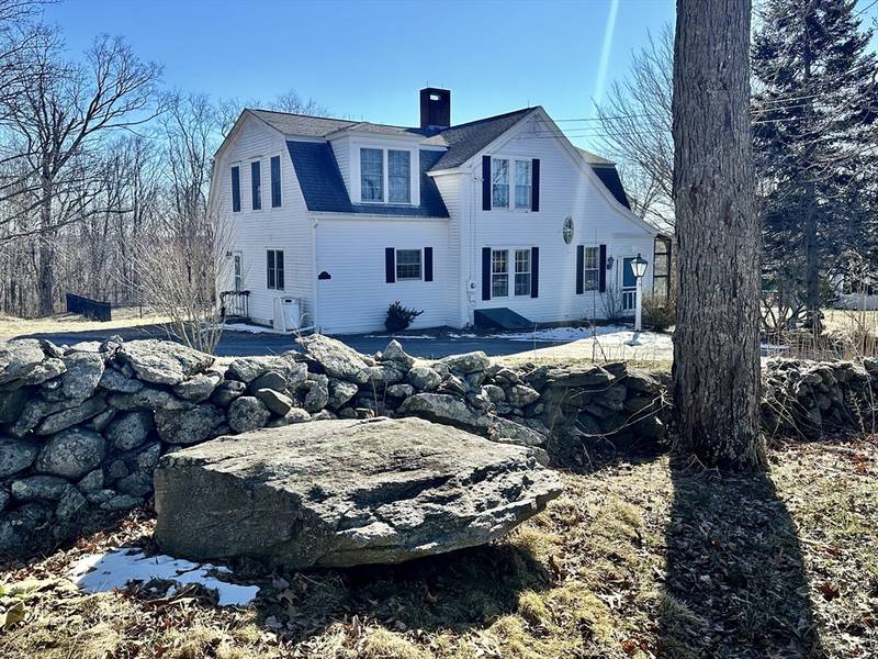 78 Ridge Rd, Hardwick, MA 01037