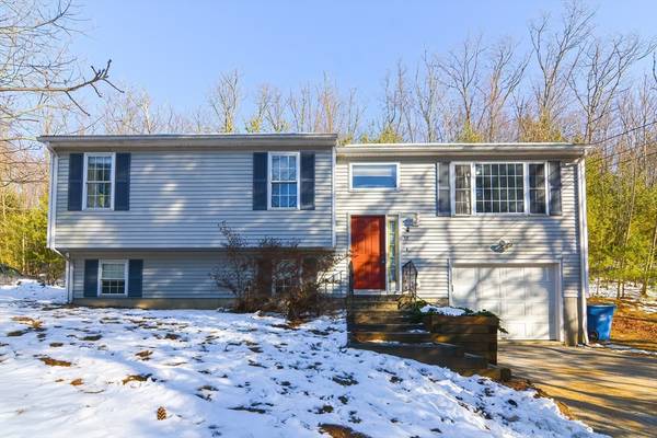 Sturbridge, MA 01566,38 Clarke Road