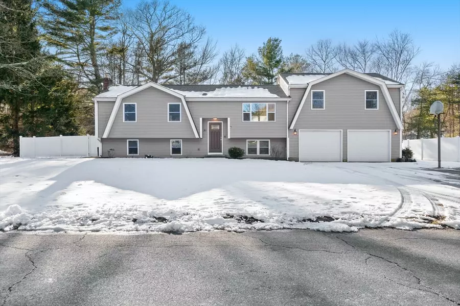 31 Wilbur St, Norton, MA 02766