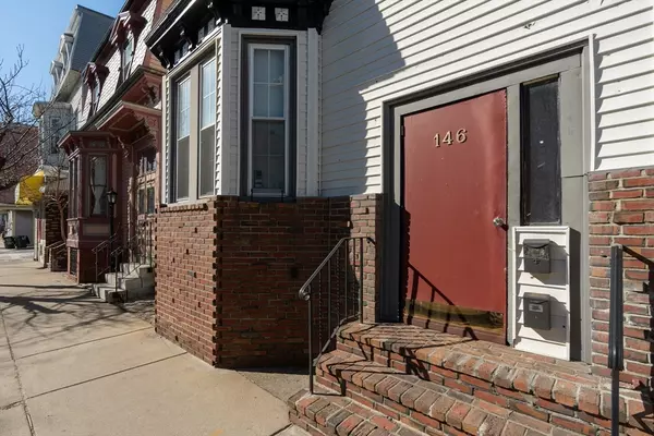 Boston, MA 02128,146 Princeton St