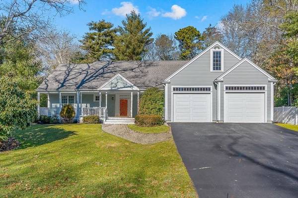 14 Race Ln, Sandwich, MA 02563