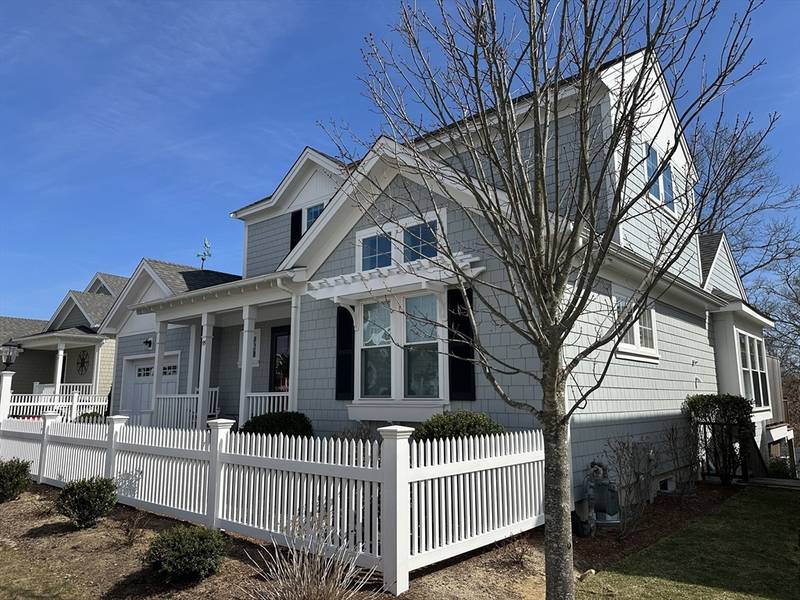 55 Cottage Lane, Mashpee, MA 02649