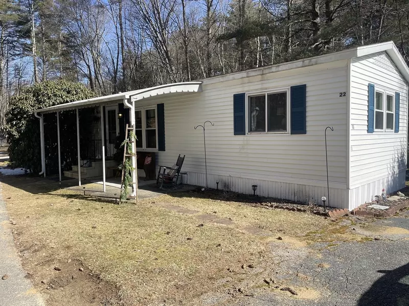 22 Second Street, Sturbridge, MA 01566