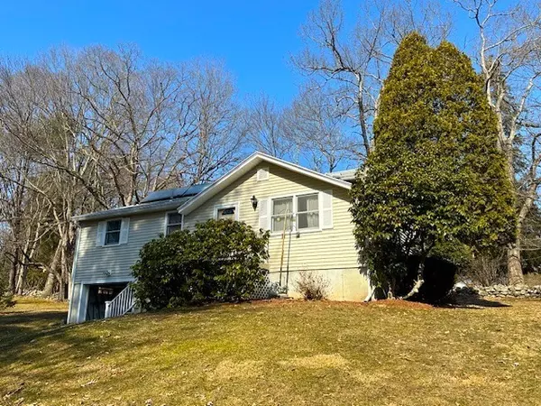 208 Haydenville Rd., Northampton, MA 01053