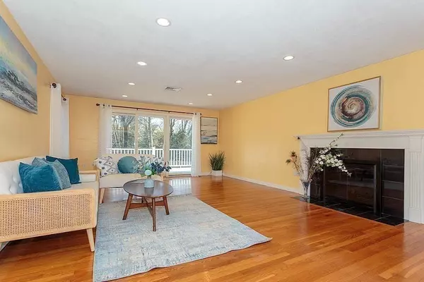 Lexington, MA 02421,130 Worthen Road