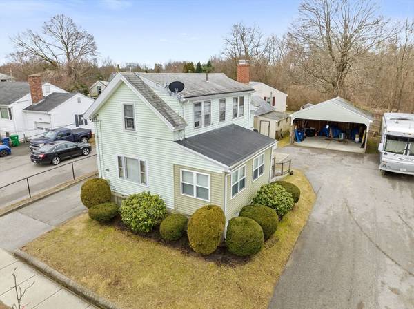 262 River St, Newton, MA 02465