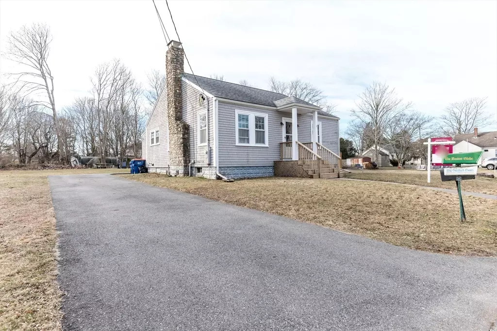 Fairhaven, MA 02719,7 Capeview St