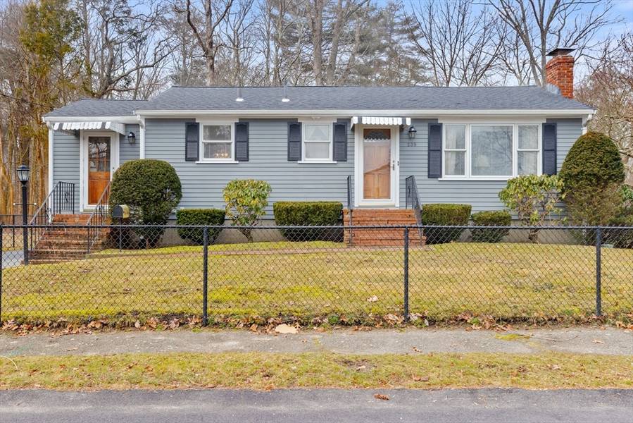 239 Moncrief Rd, Rockland, MA 02370