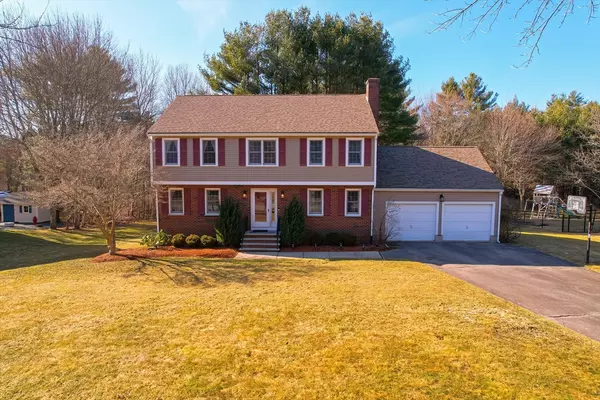 15 Matthew Lane, Mansfield, MA 02048