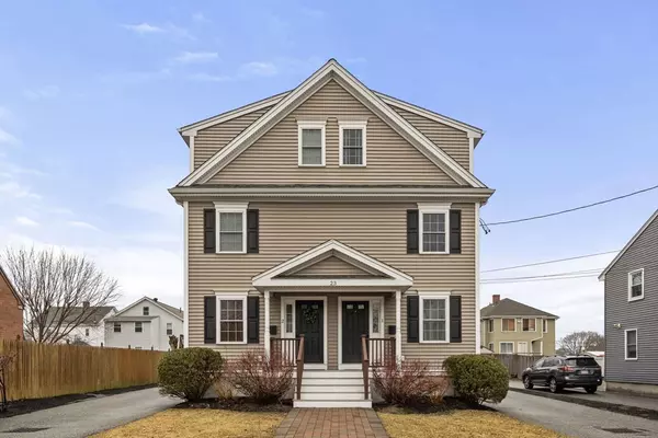 23 Dix St #1, Waltham, MA 02453