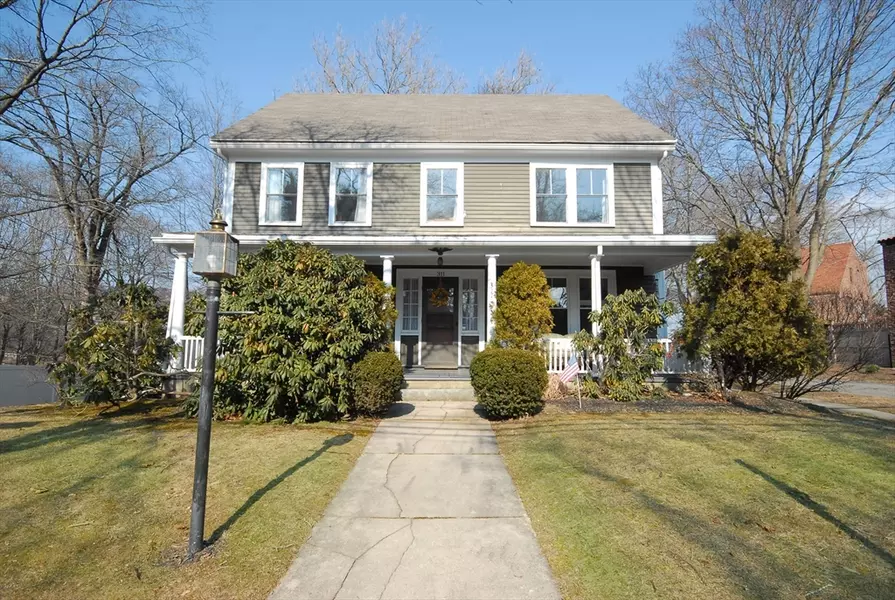 311 Lake St, Arlington, MA 02474