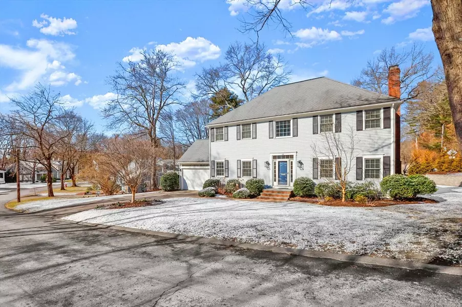 48 Jackson Rd, Wellesley, MA 02481