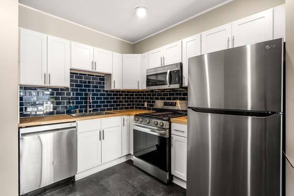 45 A St #7, Hull, MA 02045