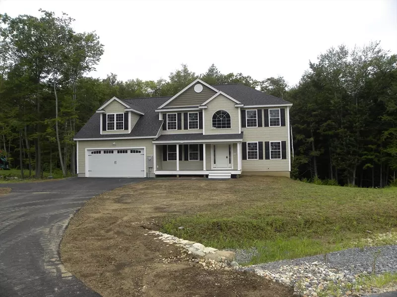 35 Emily Lane, Danville, NH 03819