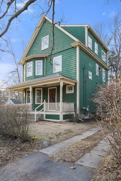 Newton, MA 02461,25 Oak Terrace