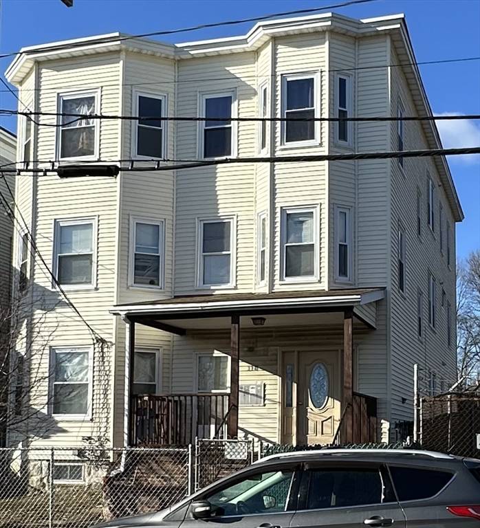 118 Sagamore St, Quincy, MA 02171