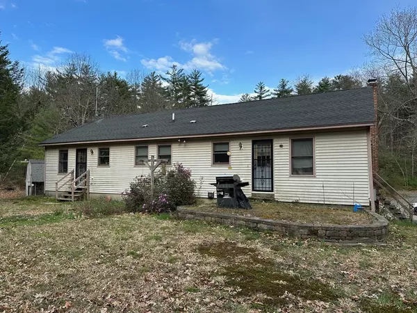 Townsend, MA 01469,201R Main St.