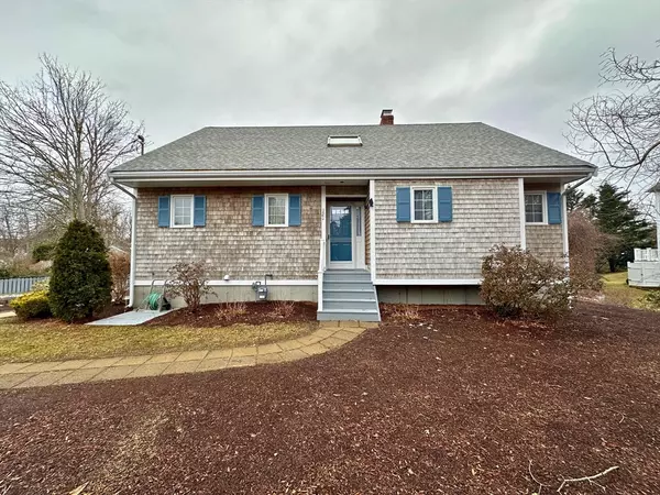 121 Main St, Dennis, MA 02660