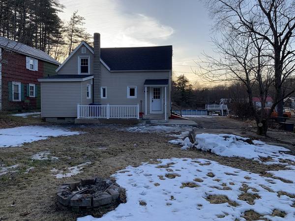 Montague, MA 01349,8 Grant St