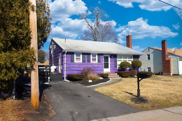 24 Lorrie Ave, Brockton, MA 02301