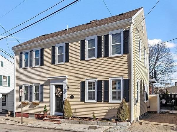 14 Vernon Street #14, Newburyport, MA 01950