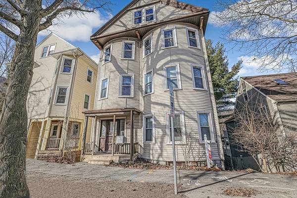 Brookline, MA 02467,753 Boylston St #3