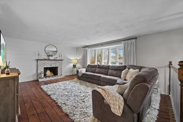 Plymouth, MA 02360,8 Dartmouth Rd