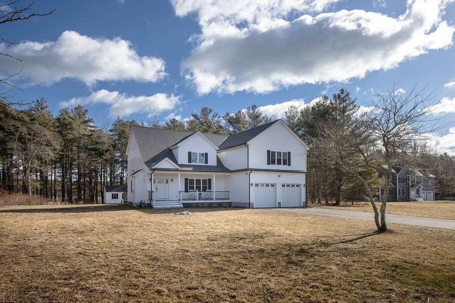 32 Randall Rd, Mattapoisett, MA 02739