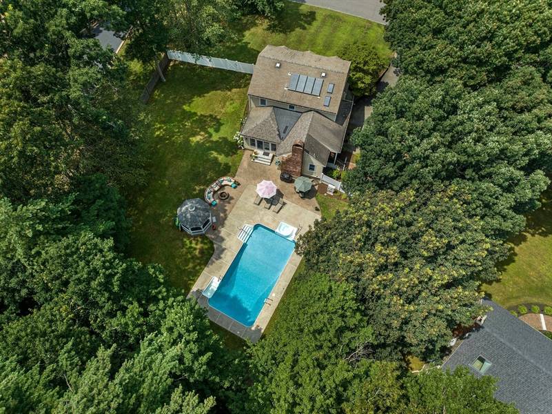 351 Old Farm Rd, Hanover, MA 02339